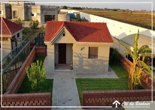 A Vendre ferme avec Villa à Sidi Thabet - Bien immobilier à {"id":1,"country_id":219,"name":"ARIANA","slug":"ariana"} - Agence Immobilière immo\'in