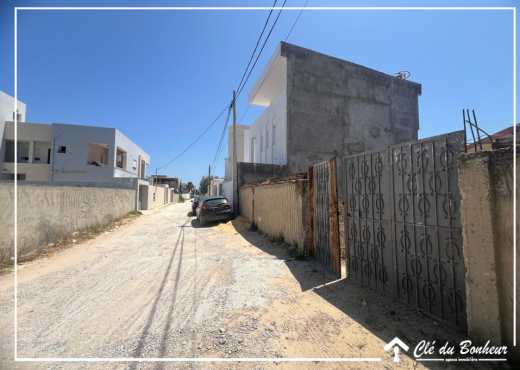 terrain clôturé  à chotrana 3 - Bien immobilier à {"id":1,"country_id":219,"name":"ARIANA","slug":"ariana"} - Image 3 - Agence Immobilière Maison Plus Elite