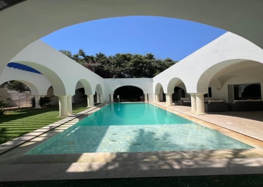 À Vendre – une magnifique villa - Bien immobilier à {"id":1,"country_id":219,"name":"ARIANA","slug":"ariana"} - Image 3 - Agence Immobilière Maison Plus Elite