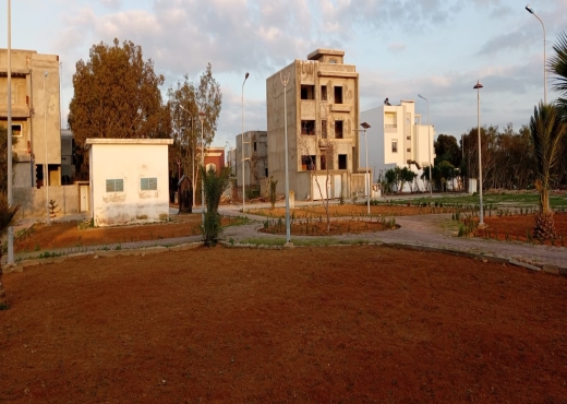 à vendre à lotissement les flamants roses - Bien immobilier à {"id":1,"country_id":219,"name":"ARIANA","slug":"ariana"} - Agence Immobilière immo\'in