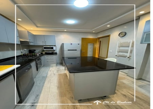 À Vendre |  Appartement S+2 avec Terrasse - Bien immobilier à {"id":1,"country_id":219,"name":"ARIANA","slug":"ariana"} - Image 3 - Agence Immobilière Maison Plus Elite