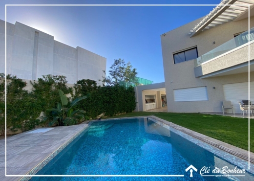 une bellle villa avec piscine à chotrana 3 - Bien immobilier à {"id":1,"country_id":219,"name":"ARIANA","slug":"ariana"} - Image 3 - Agence Immobilière Maison Plus Elite